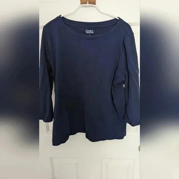 Croft And Barrow Navy Three-Quarter Sleeve Women's Top Size Large Boatneck (EUC) - Picture 3 of 11